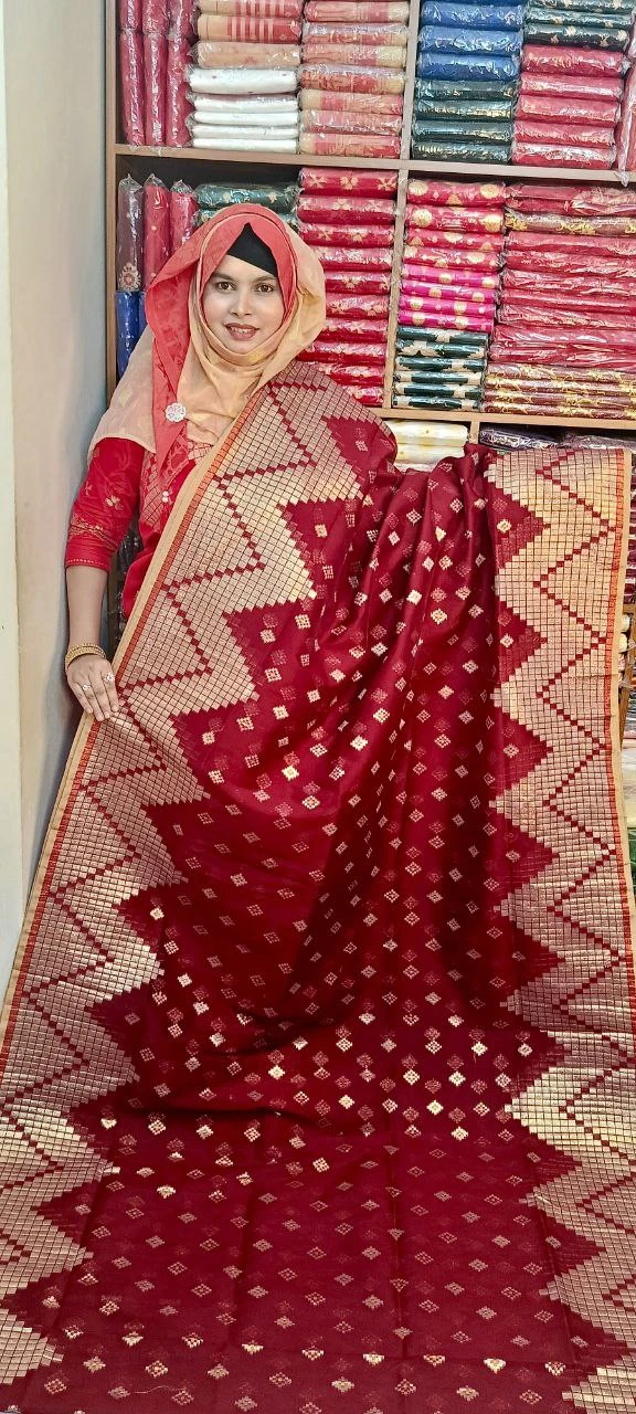 ঈদ কালেকশন স্বর্ণ ছোঁয়া জামদানী শাড়ি